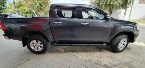 Toyota Hilux 2.8 Cd Srv Pack 177cv 4x2 2017