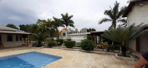 Imagem 6 de 30 de Chácara Em Guararema Excelente Padrão Com 04 Dormitórios, Sendo 03 Suítes, Piscina, Churrasqueira, Pomar, Horta, Área Verde, Vale A Pena Conferir!! - Sp - Ch0001_asi