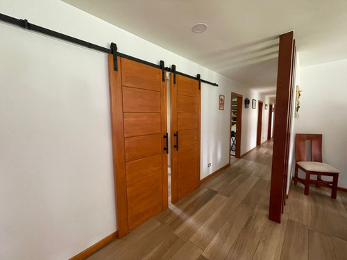 Se Vende Casa En Sector Las Vegas De Chamiza