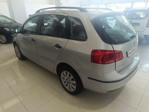 Volkswagen Suran 1.6 Comfortline 101cv