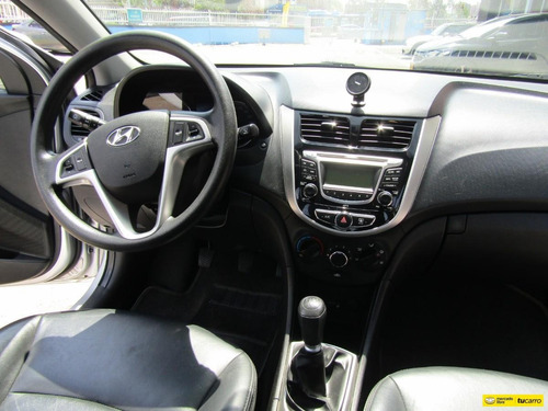 Hyundai I25 Accent Gl