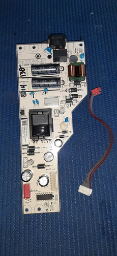 Fuente Tcl 40-l12dh4-pwd1cg Mod 55s451 Abr2023. Box 13 O (Usado)