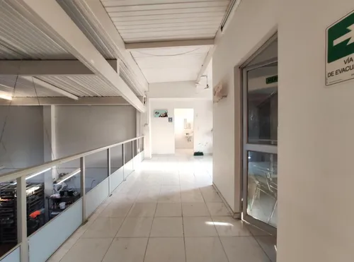 Bodega En Venta En Quinta Bosch. Cod V25915