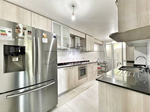 Departamento En Venta De 4 Dorm. En Las Condes