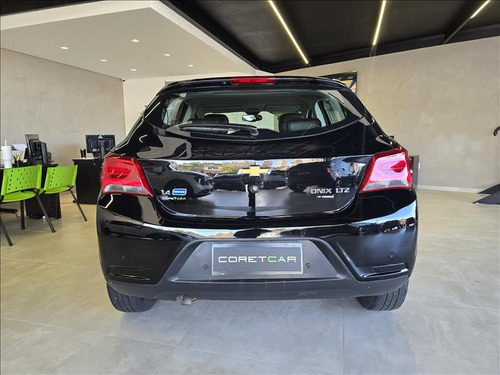 Chevrolet Onix Onix Hatch 1.4 Ltz Flex 4p Manual