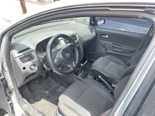 Imagen 4 de 10 de Volkswagen Suran 2013 1.6 Con Gnc