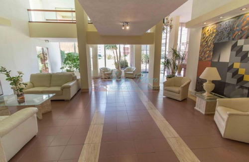 Imagen 7 de 30 de Apartamento En Brava Para La Venta.
