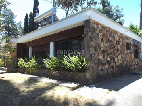 Casa En Alquiler Para La Temporada , Zona De Playa Brava San Rafael 