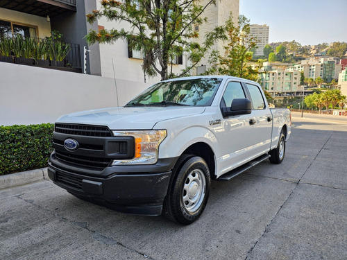 Ford F-150 5.0l cab 1/2 caja XL