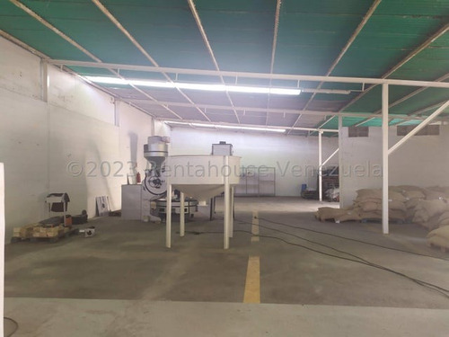 Galpón En Venta Zona Industrial 1 Barquisimeto Kenlimar Nieto 23-22033
