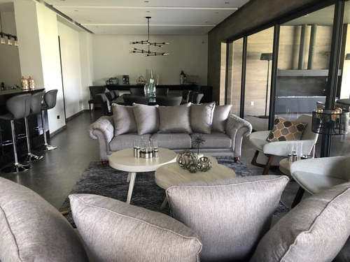 Imagen 8 de 27 de Casa En Venta En Avandaro - Valle De Bravo