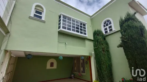 Venta Casa 4 Ambientes Issste