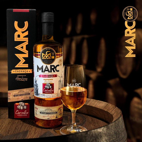 Imagem 3 de 7 de Cachaça Marc Carvalho Americano Blend
