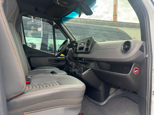 Mercedes-Benz Sprinter 417 Executiva 19 Lugares
