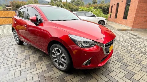 Mazda 2 GRAND TOURING LX