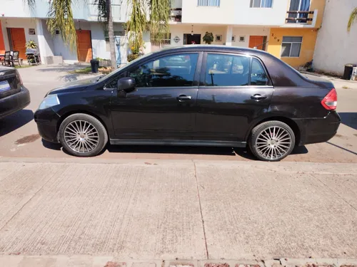 Nissan Tiida 1.8 Sense Sedan Mt