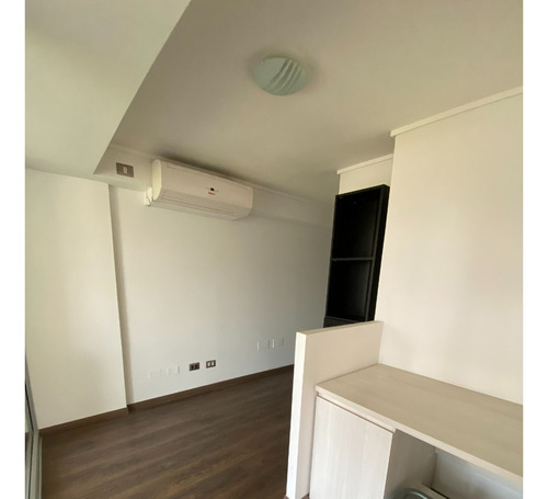 Prov. Oficina 2 Privados 1 Baño Sector Mt M. Montt
