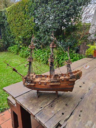 Maqueta Galeón Español De 60 X 48 X 13 Madera Roble Oscuro (Usado)