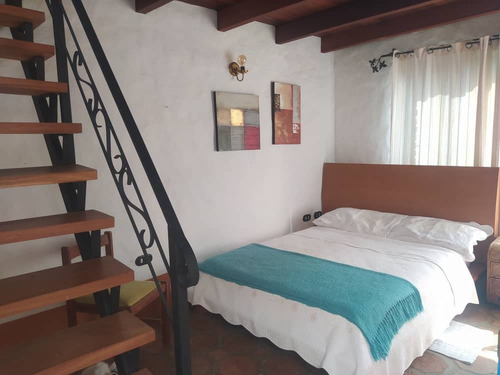 Venta De Townhouse Con Estilo Rustico Colonial Ubicado En La Union Yc