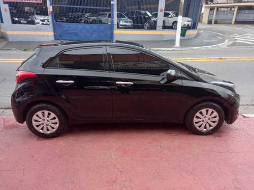 Imagem 8 de 11 de Hyundai Hb20 2015 1.0 Comfort Flex 5p