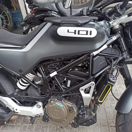 Husqvarna Svartpilen 401 Excelente Estado - Domingo Torre