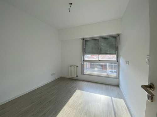 Imagen 10 de 13 de Venta Dpto 3 Amb A Estrenar
