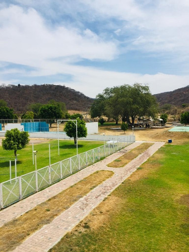 Club Deportivo Al Lado De Laguna Epatlán A 17 Km De Izúcar De Matamoros