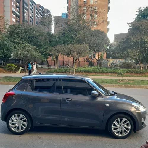 Suzuki Switf Hibrido Mecanico 2022