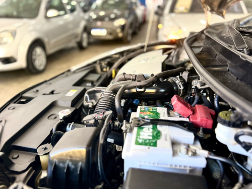 Toyota Yaris 1.3 16V FLEX XL PLUS TECH MULTIDRIVE