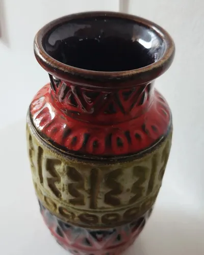Jarrón Rojo Esmaltado Mediano (Usado)