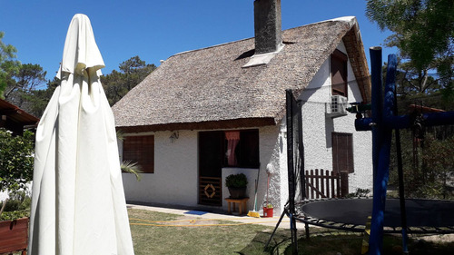 Imagen 2 de 14 de Casa Para Familias