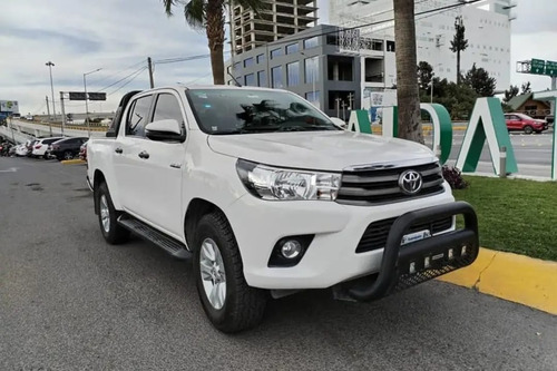 Toyota Hilux 2.7 Cabina Doble Sr Mt