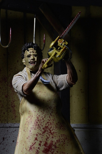 Ultimate Leatherface - 7¨ Action Fig - Texas Chainsaw Case 6