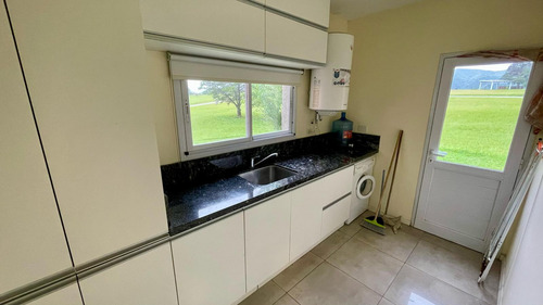 Casa En Venta 2 Dormitorios En Carlos Paz Golf