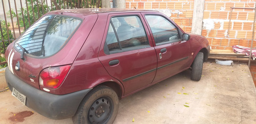 Imagem 4 de 8 de Ford Fiesta 1.0 5portas Gasolina
