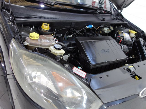 Ford Fiesta Sedan Fiesta Sedan 1.0 MPI SEDAN 8V FLEX 4P MANUAL