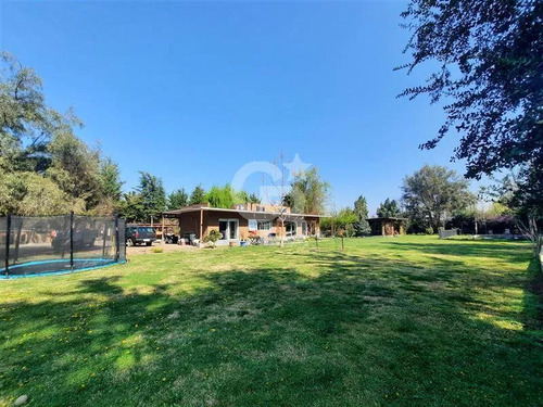 Linda Casa En Chicureo Con Galpon Y Oficina Cbg.
