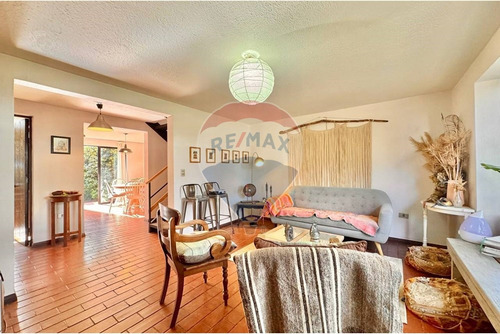 Oportunidad !! Casa Estilo Ingles