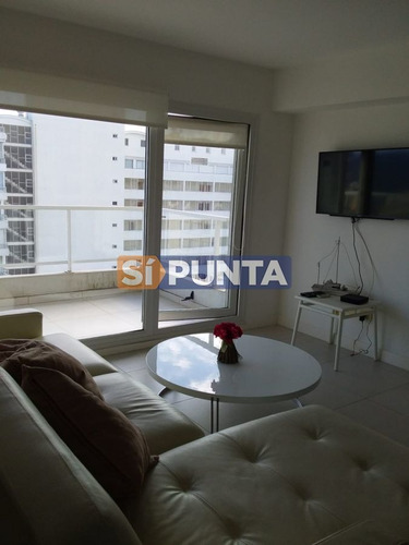 Imagen 5 de 12 de Apartamento En Venta - Península