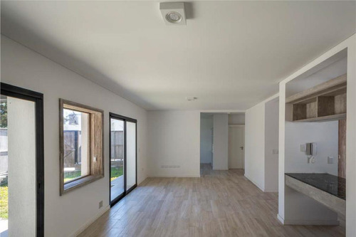 Imagen 25 de 30 de Duplex A La Venta - Villa Belgrano - 2 Y 3 Dormitorios - En Planta Baja Y Alta
