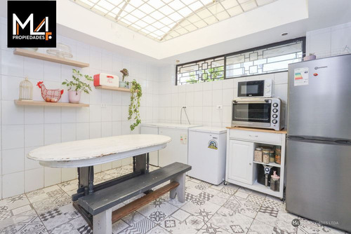 Casa En Venta En Las Condes 3 Dormi, Mas Servicio Y Estar