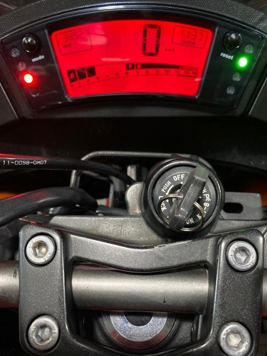 Imagen 5 de 16 de Kawasaki Ninja 650r 2011 En Stg Motosport