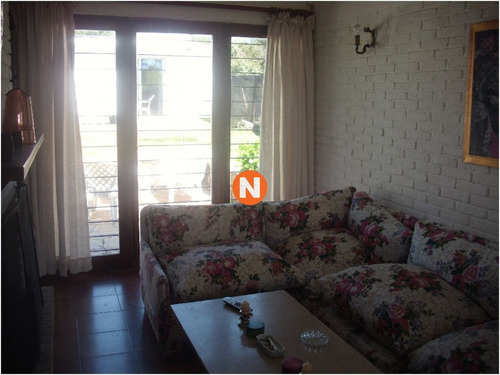 Casa En Venta Y Alquiler, Rincón Del Indio, Punta Del Este, 4 Dormitorios.- Ref: 205253