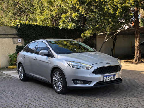 Imagen 1 de 13 de Ford Focus Iii 2.0 Sedan Se Plus At6 2017