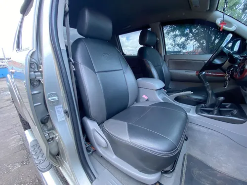Toyota Hilux 2.7 Mt
