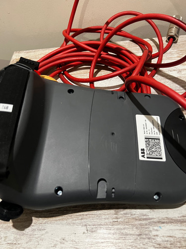 Teach Pendant Abb Dsqc 679 3hac028357-001 (Usado)