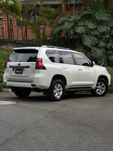 Toyota Prado 2.8 Tx-L At6