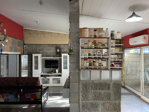 Imagen 8 de 19 de Venta Casa Con 2 Departamentos A Mts Del Acceso Oeste - La Reja Norte