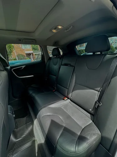 Volvo XC60 2.0 T5 Awd Summum