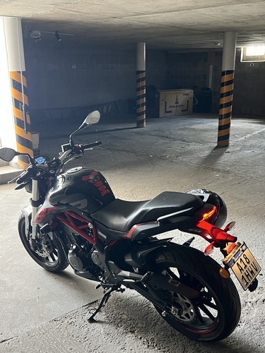 Benelli 302s 2023 6950km